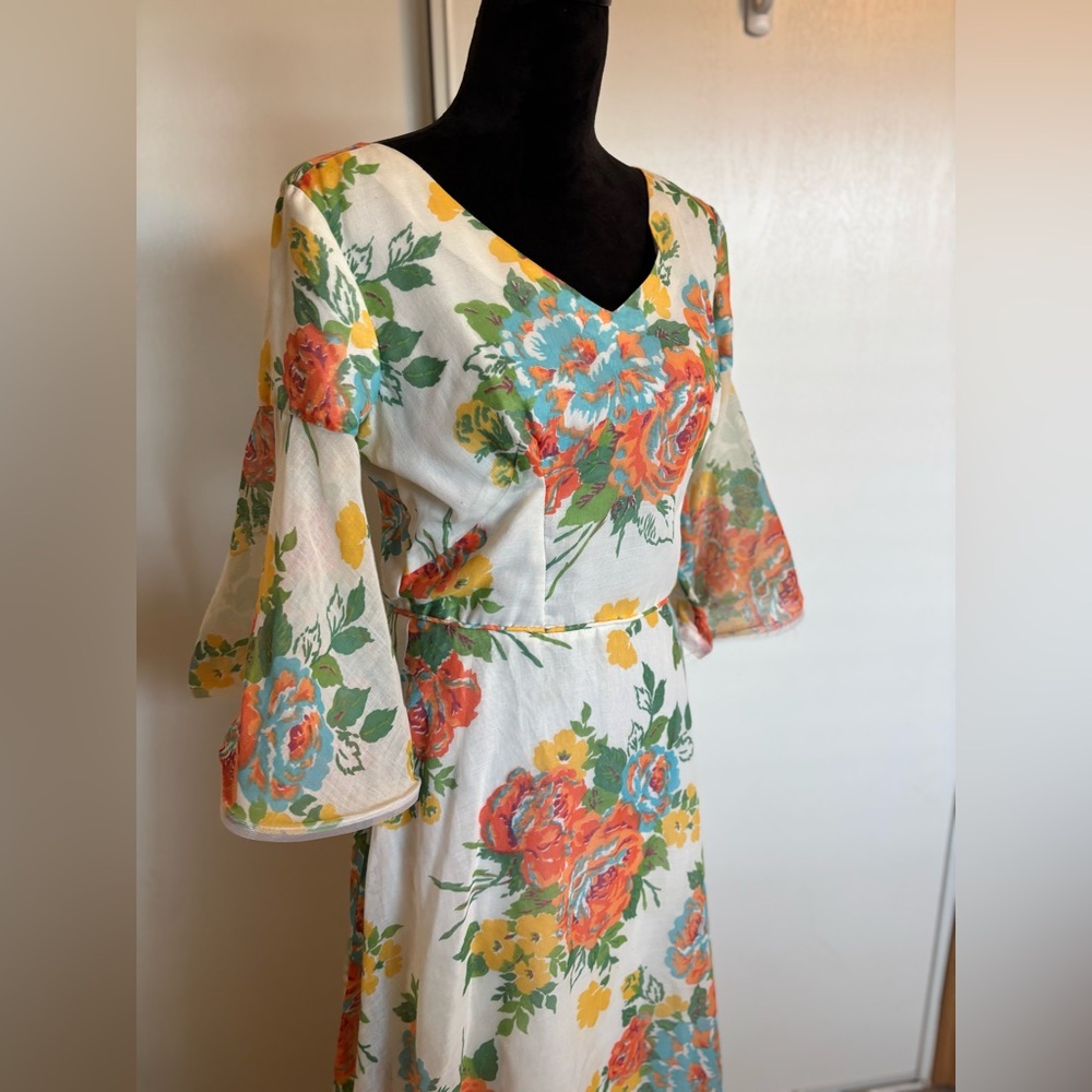 VTG Floral Dress Bell Sleeves Size 4 Possible Maybe Handmade 70’s Style Cottage